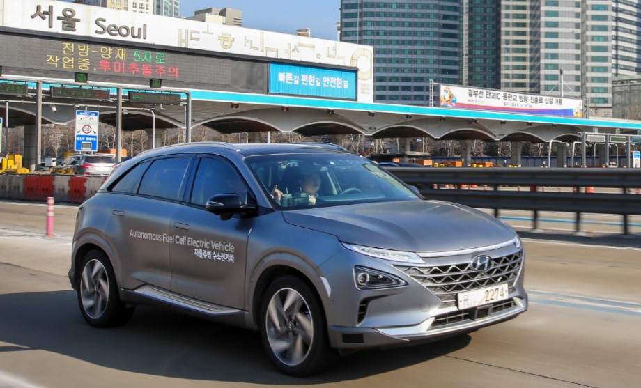 Hyundai презентовала первую во всем мире стопроцентную автономную водородную машину