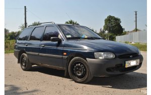 Ford Escort 1996 №36096 купить в Ровно